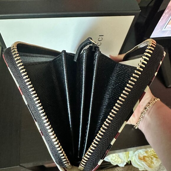 Gucci Tan Leather Betty Shanghai Zip Around Wallet - EUC - Picture 8 of 9